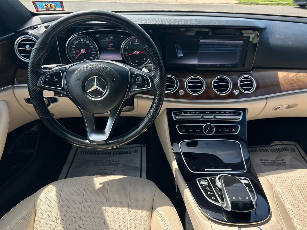 Used 2017 Mercedes-Benz E 300 4MATIC image 26