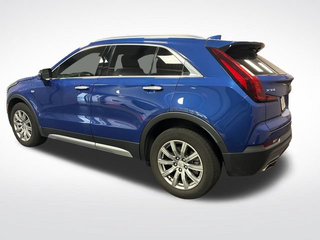 Certified 2023 Cadillac XT4 Premium Luxury w/ Enhanced Visibility Package FWD image 3