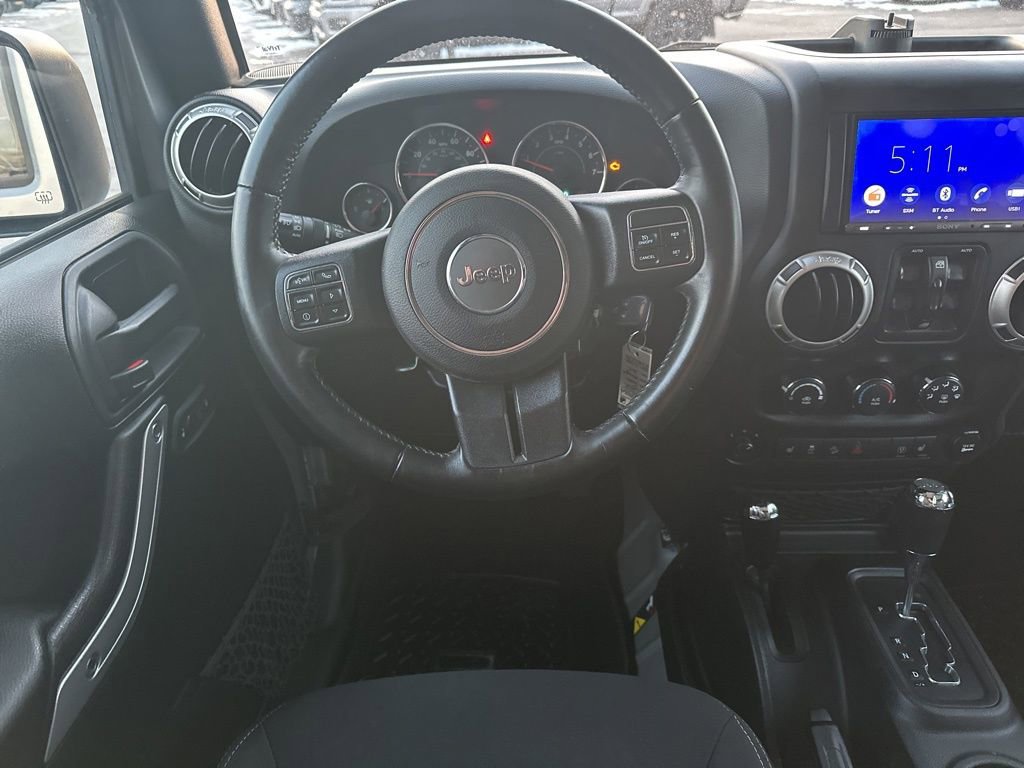 Used 2018 Jeep Wrangler Unlimited Sahara w/ Connectivity Group image 16