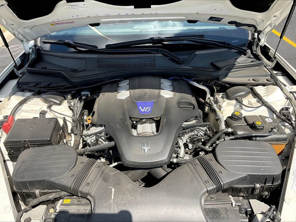 Used 2019 Maserati Quattroporte S Q4 AWD/4WD image 29