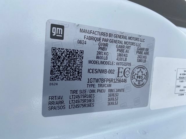 Certified 2024 GMC Savana 2500 Extended w/ Driver Convenience Package RWD image 21