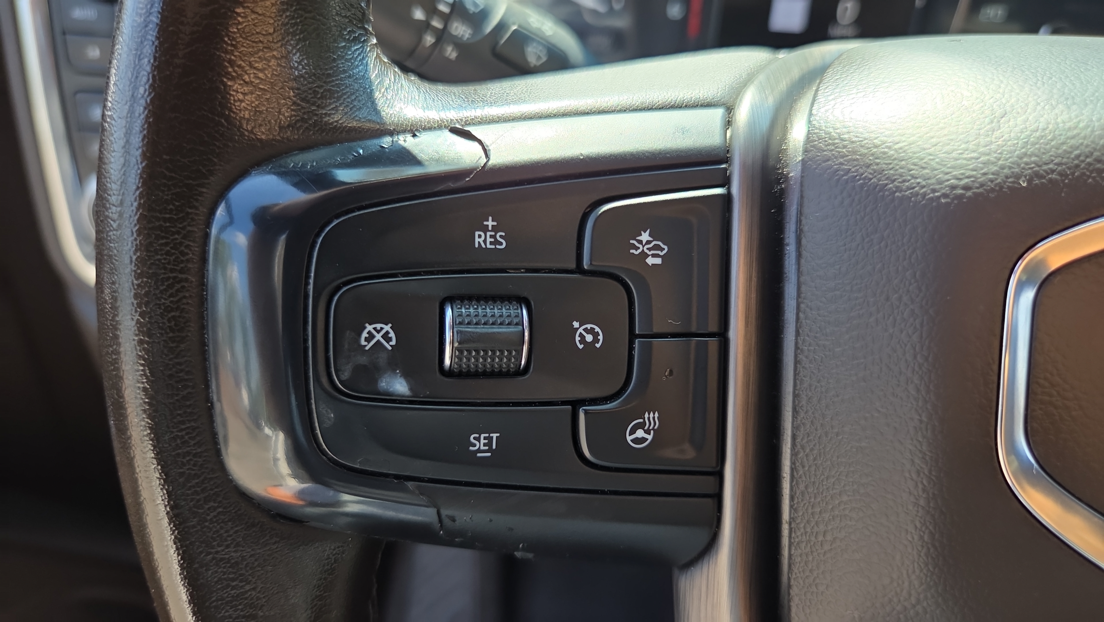 Used 2020 GMC Sierra 1500 Denali w/ Denali Ultimate Package AWD/4WD image 24