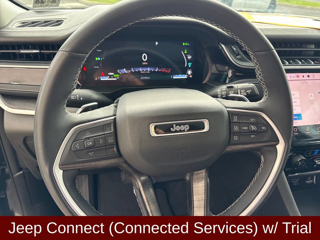 Used 2023 Jeep Grand Cherokee 4WD 4xe w/ Luxury Tech Group II image 13