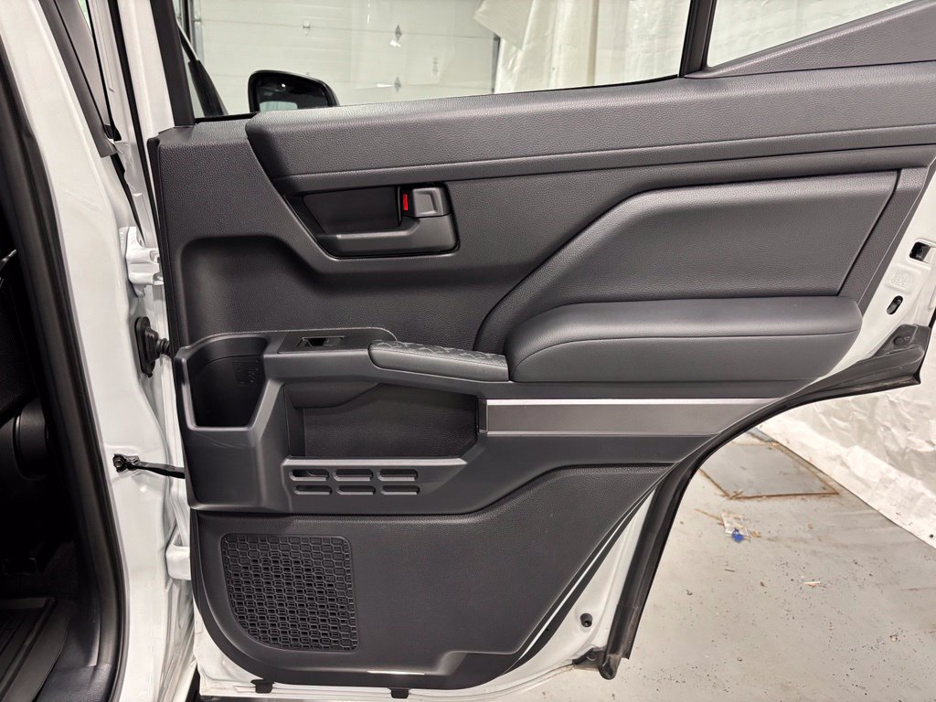 Used 2026 Toyota 4Runner SR5 AWD/4WD image 49