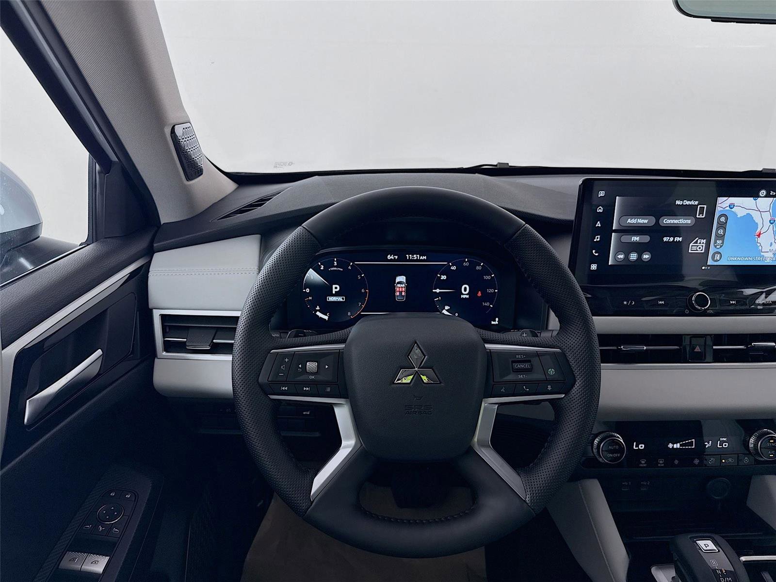 New 2026 Mitsubishi Outlander SE image 21