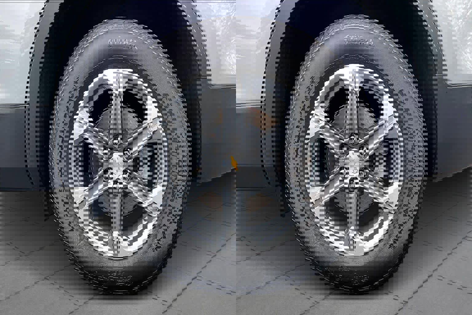 Used 2023 Chevrolet Blazer LT image 10