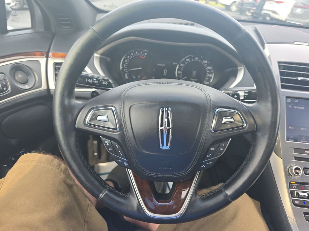Used 2020 Lincoln MKZ Reserve w/ Elements Package image 14