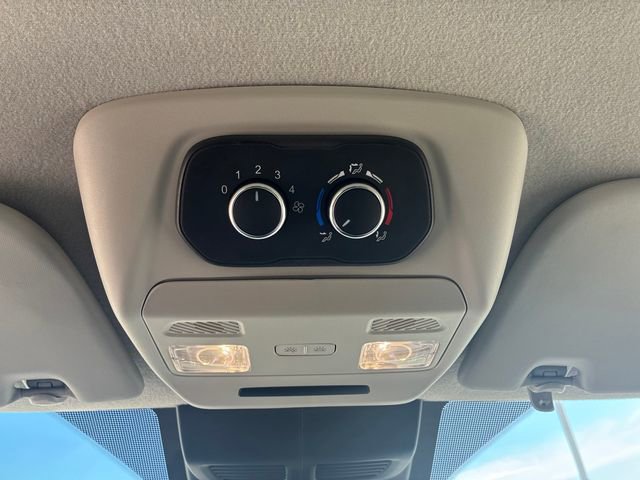 Used 2022 Ford Transit 350 XLT image 29