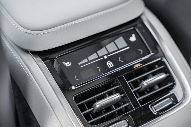 New 2026 Volvo XC90 B5 Plus image 31