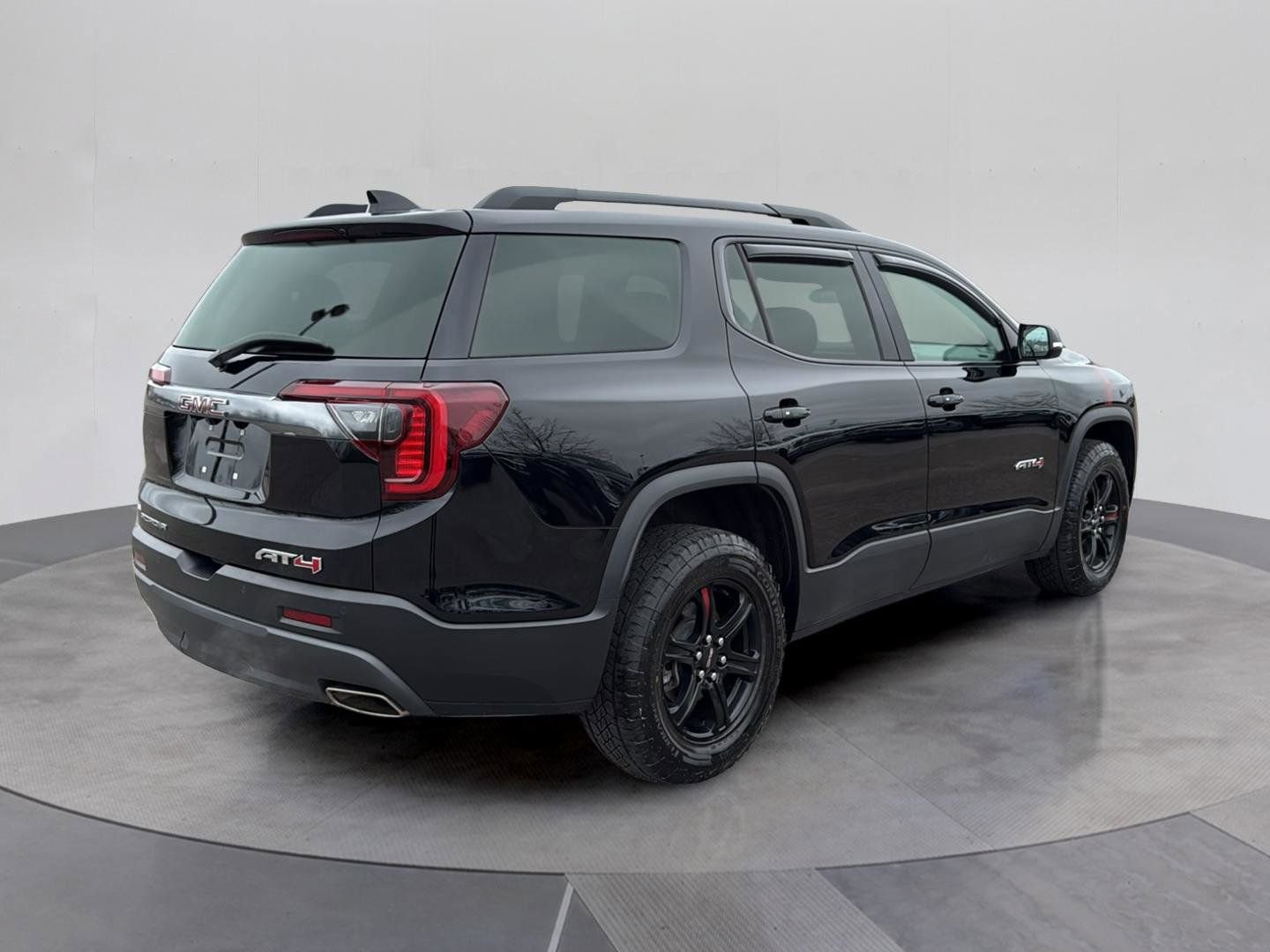 Used 2023 GMC Acadia AT4 AWD/4WD image 5