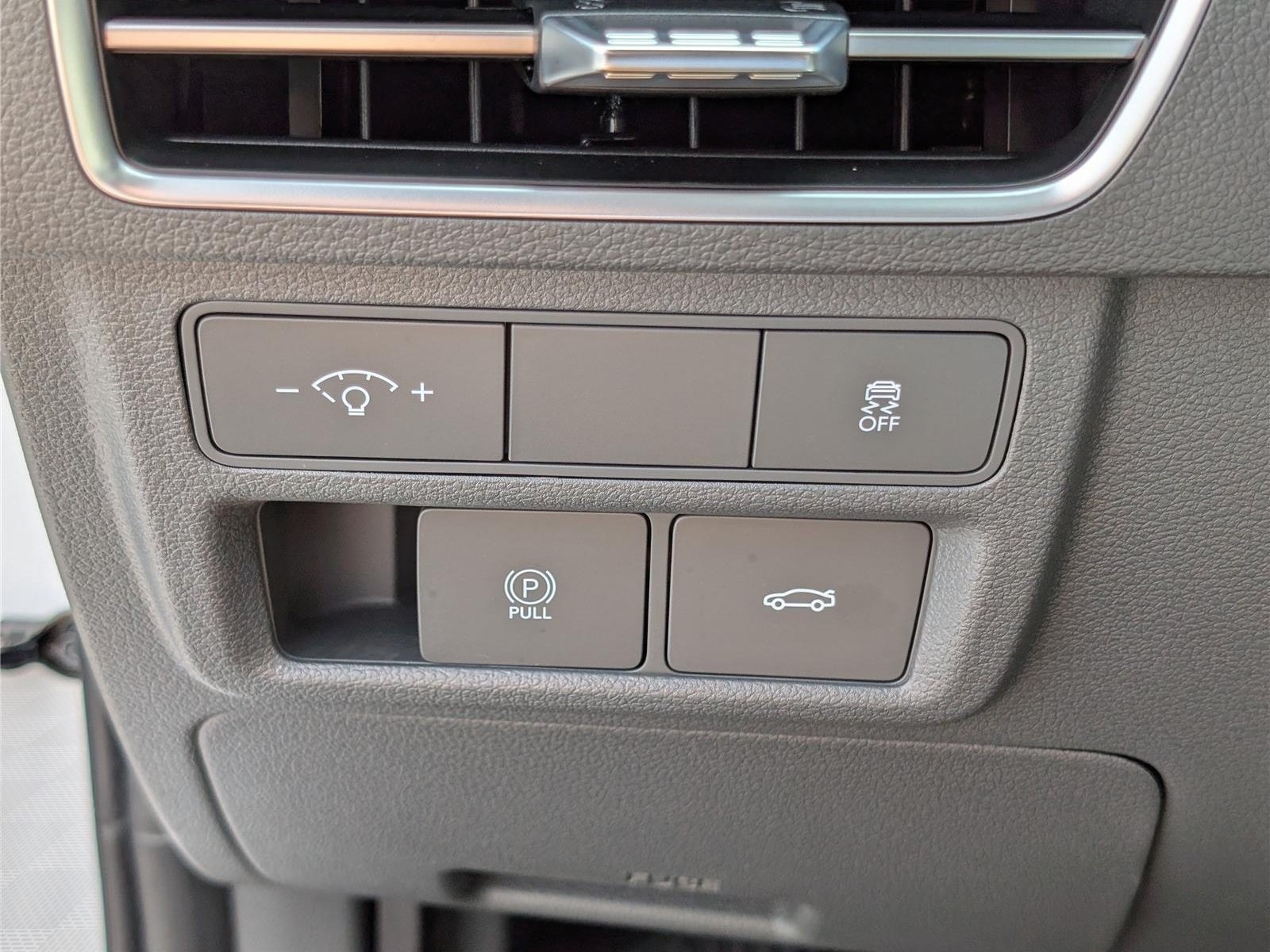 Used 2025 Hyundai Sonata SEL FWD image 19