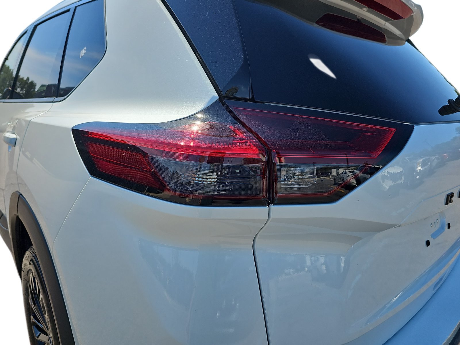 New 2027 Nissan Rogue Dark Armor FWD image 35