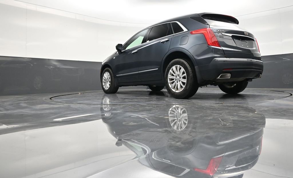 Used 2019 Cadillac XT5 FWD image 23