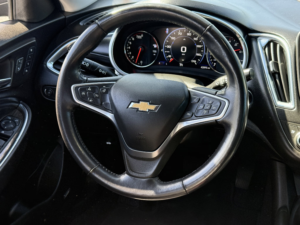 Used 2022 Chevrolet Malibu Premier FWD image 21
