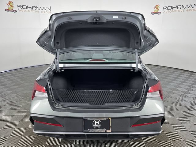 New 2026 Hyundai Elantra Sport FWD image 38
