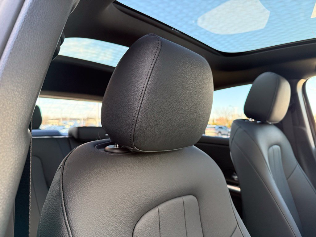 New 2026 Mercedes-Benz GLA 250 4MATIC image 14