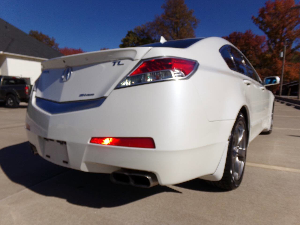 Used 2011 Acura TL SH-AWD image 33