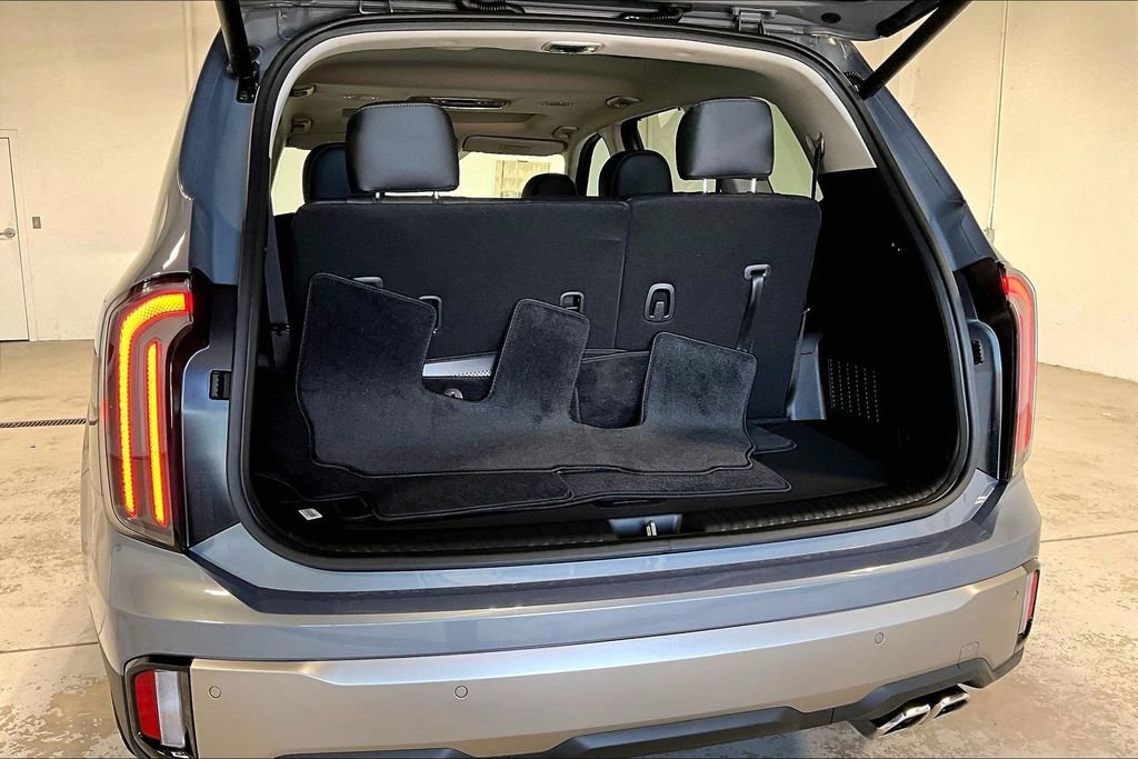 New 2025 Kia Telluride EX image 42