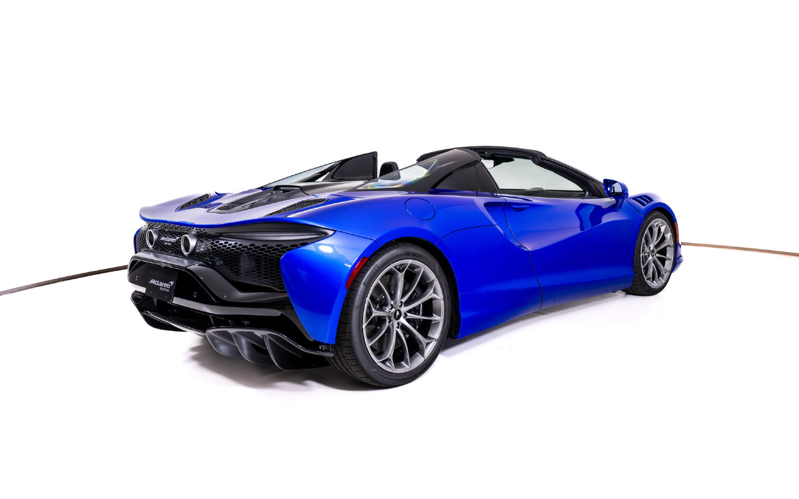 New 2027 McLaren Artura Spider RWD image 7