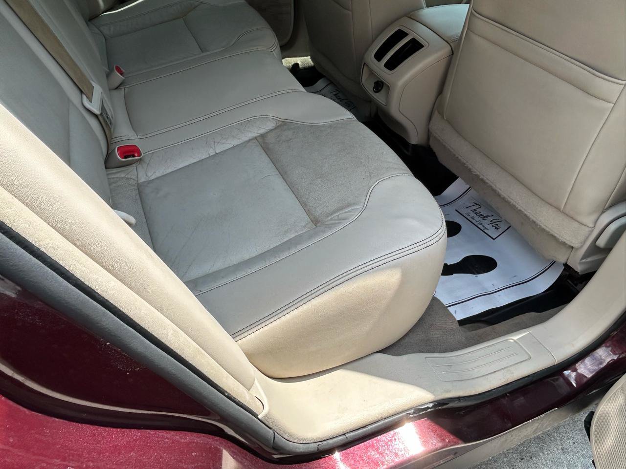 Used 2011 Ford Taurus SEL FWD image 11