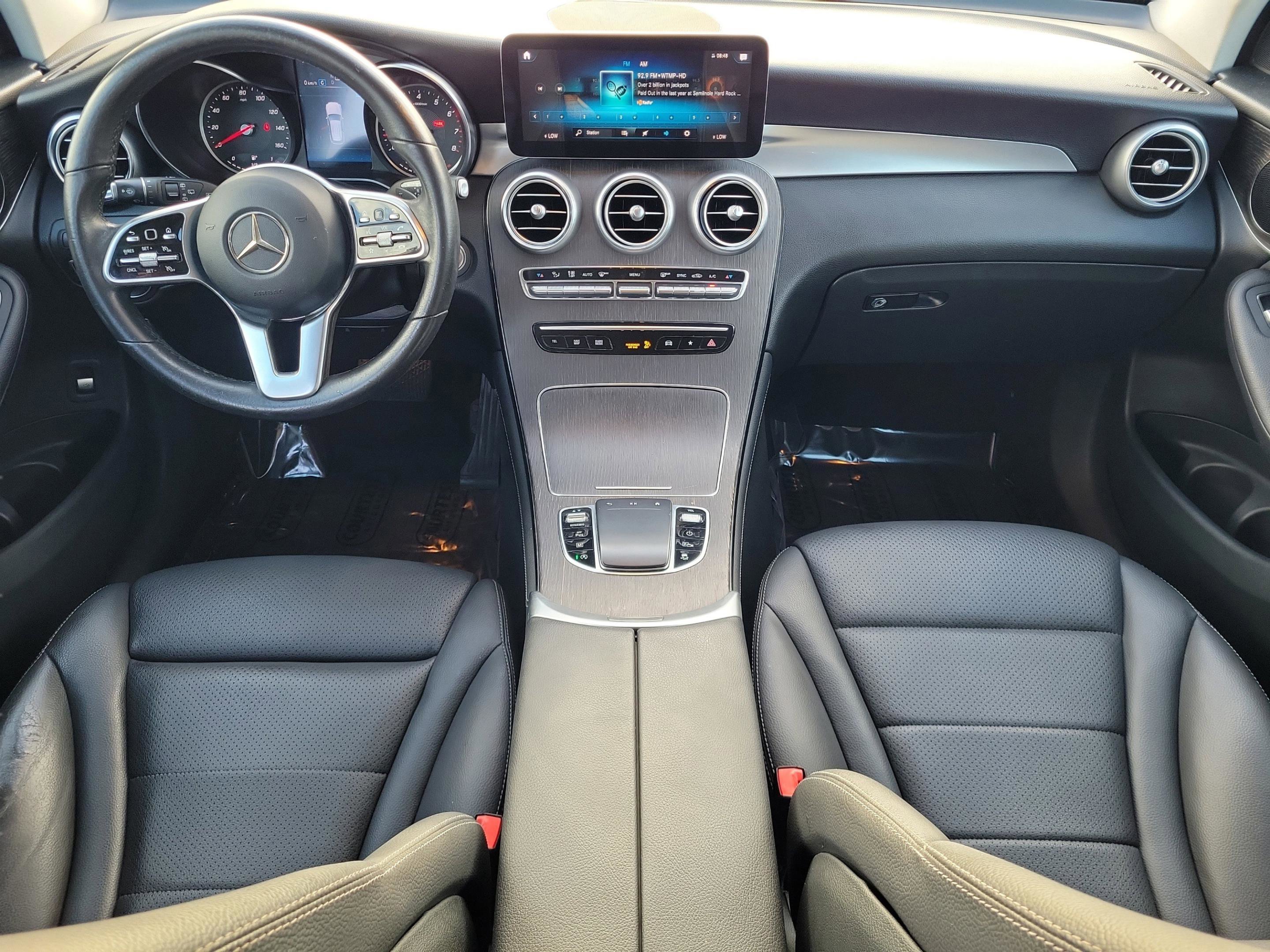 Used 2021 Mercedes-Benz GLC 300 image 32