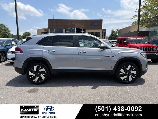 Used 2025 Volkswagen Atlas Cross Sport SE