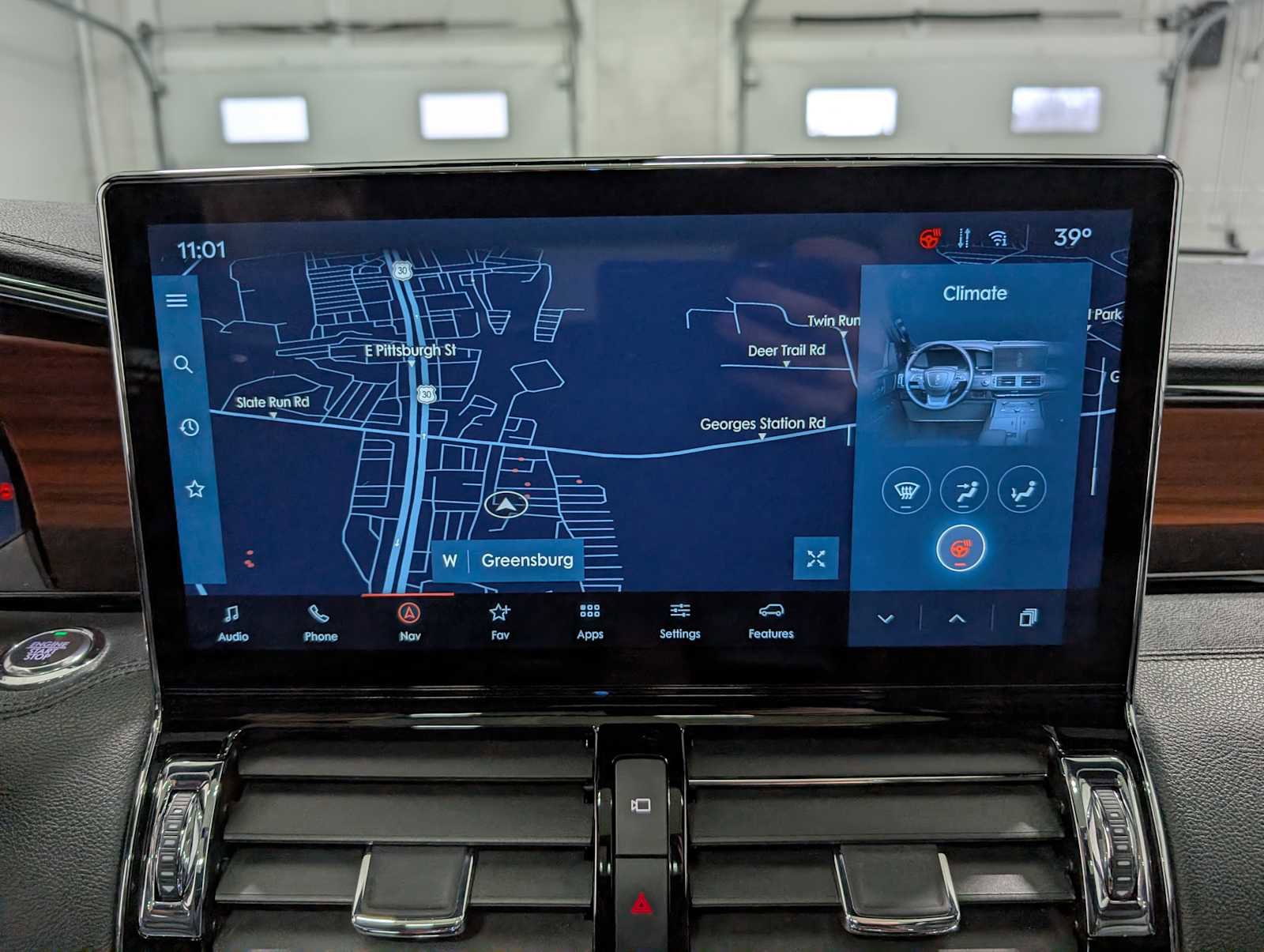 Certified 2023 Lincoln Navigator Reserve AWD/4WD image 28