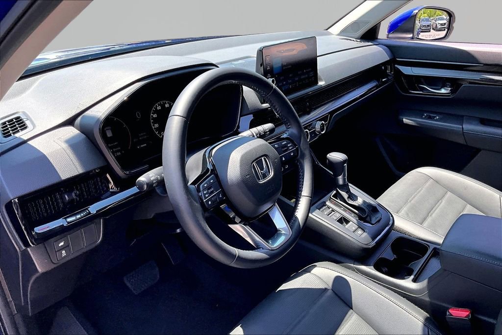 Used 2025 Honda CR-V EX-L image 12