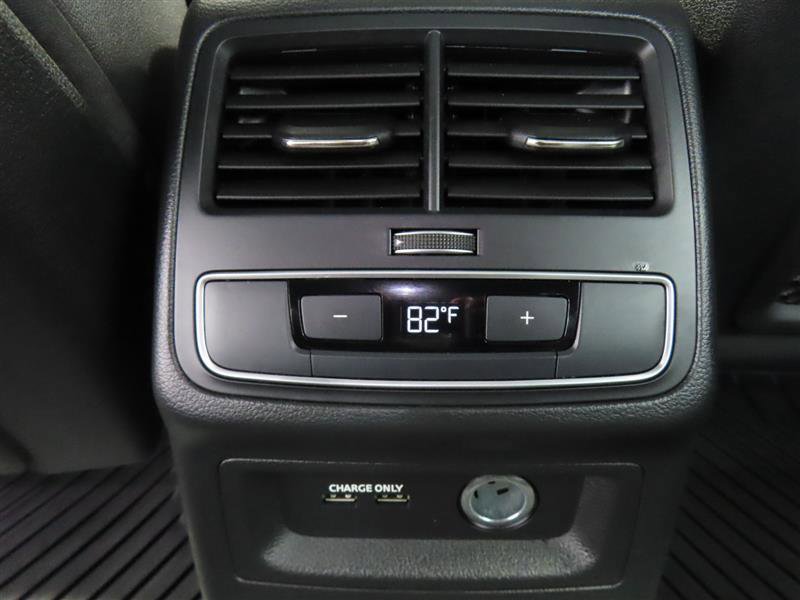 Used 2023 Audi A4 2.0T Premium Plus image 32