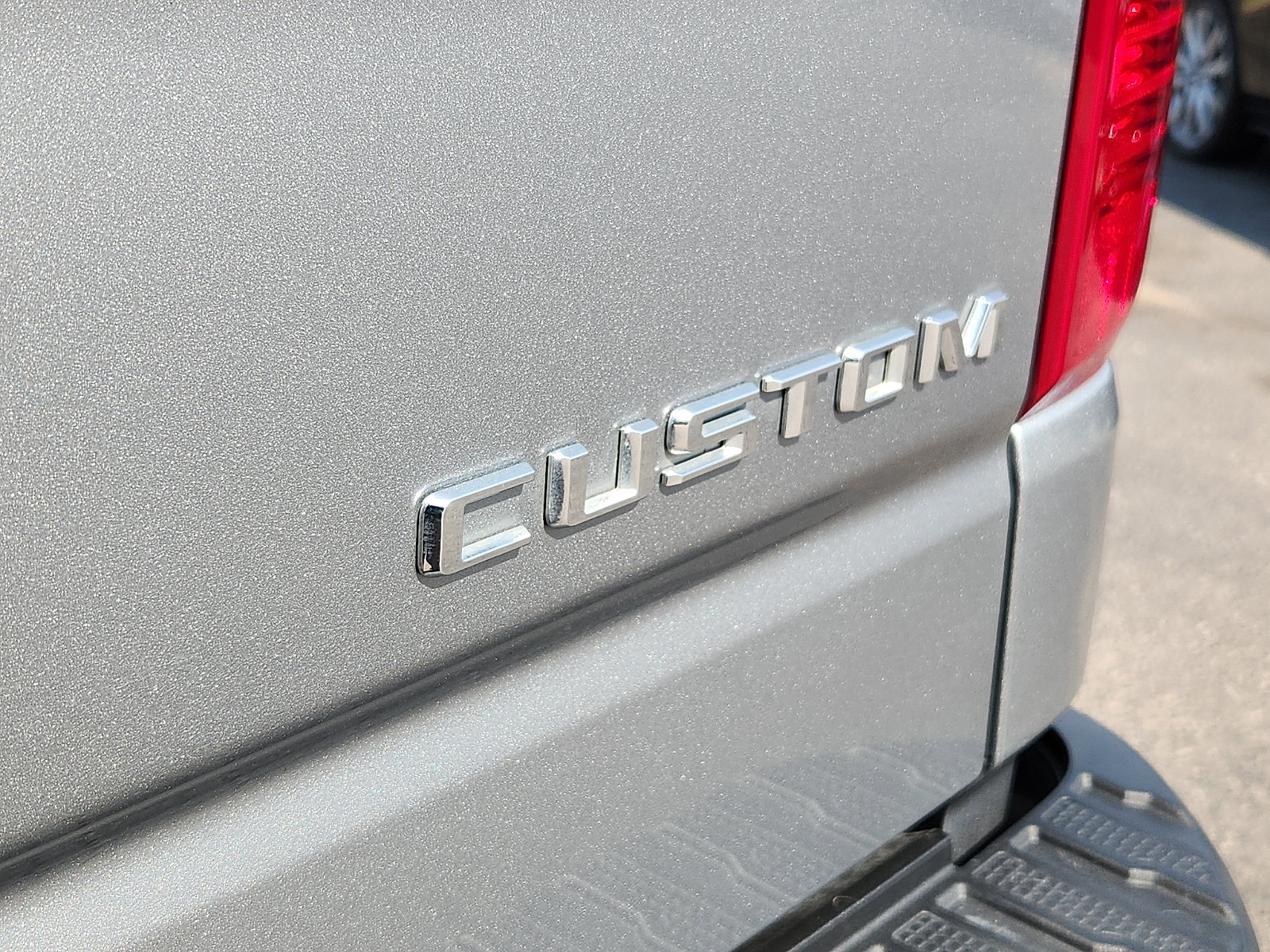 Used 2024 Chevrolet Silverado 1500 Custom RWD image 8