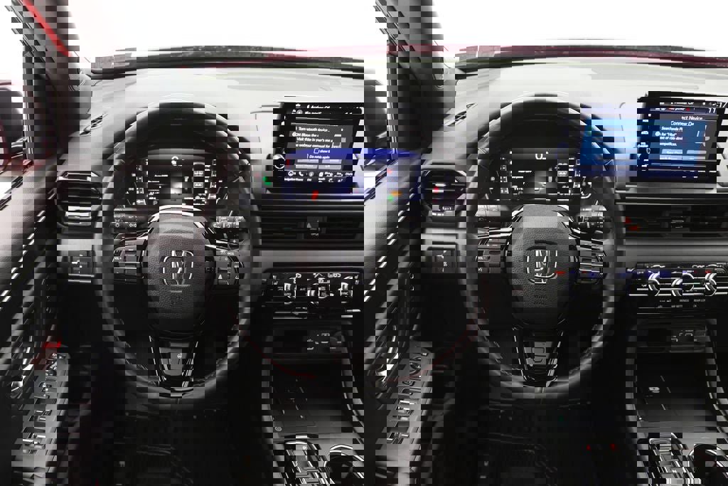 Used 2025 Honda Pilot Black Edition image 13