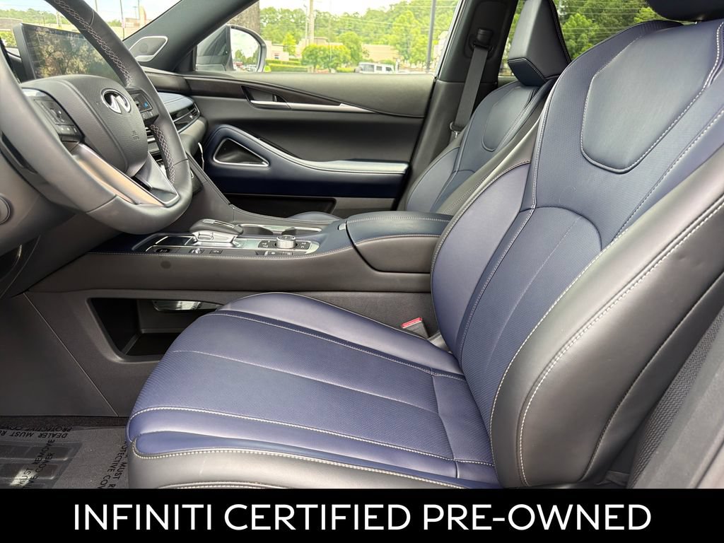 Certified 2026 INFINITI QX60 Sport w/ Dark Cargo Package AWD/4WD image 18