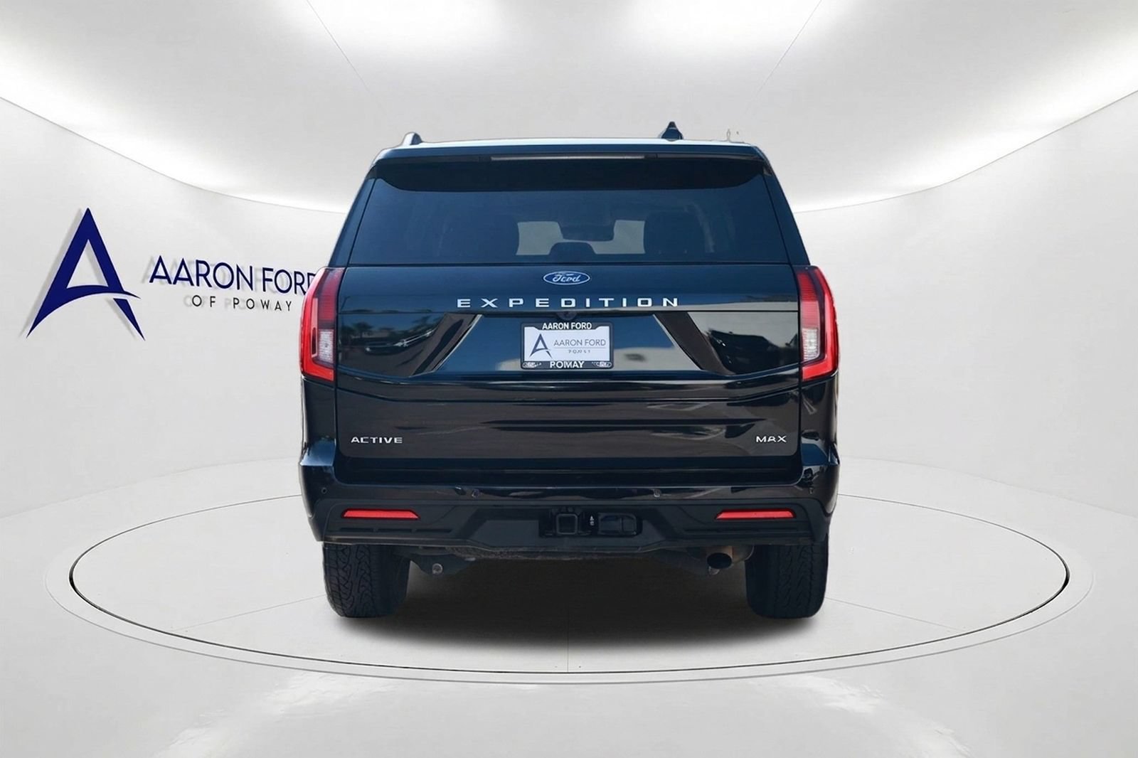 Used 2025 Ford Expedition Max Active AWD/4WD image 5