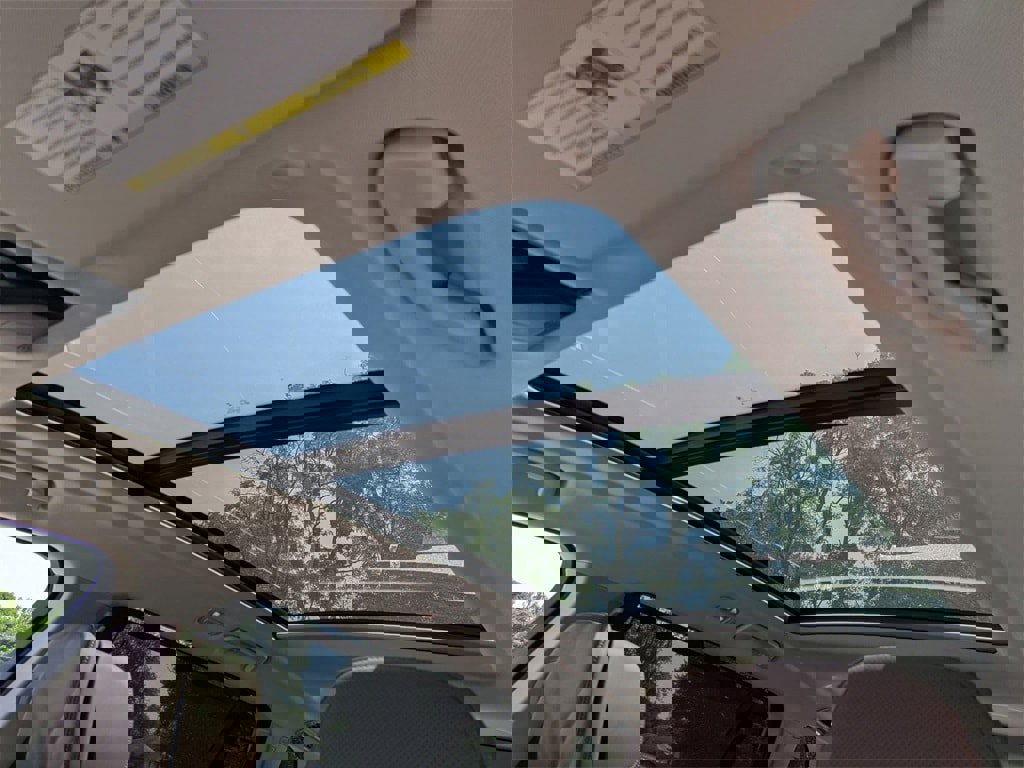 New 2026 BMW X7 xDrive40i w/ Premium Package image 19