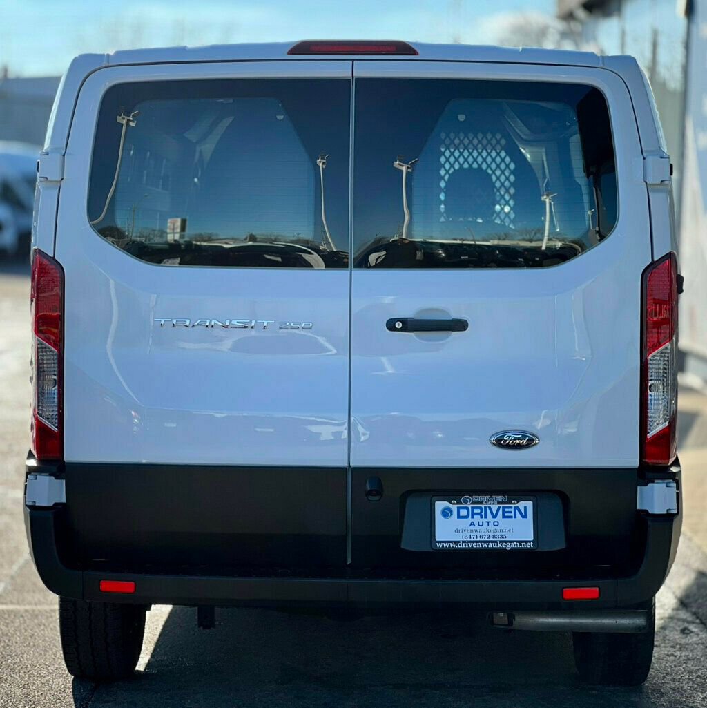 Used 2024 Ford Transit 250 Low Roof w/ Exterior Upgrade Package image 4