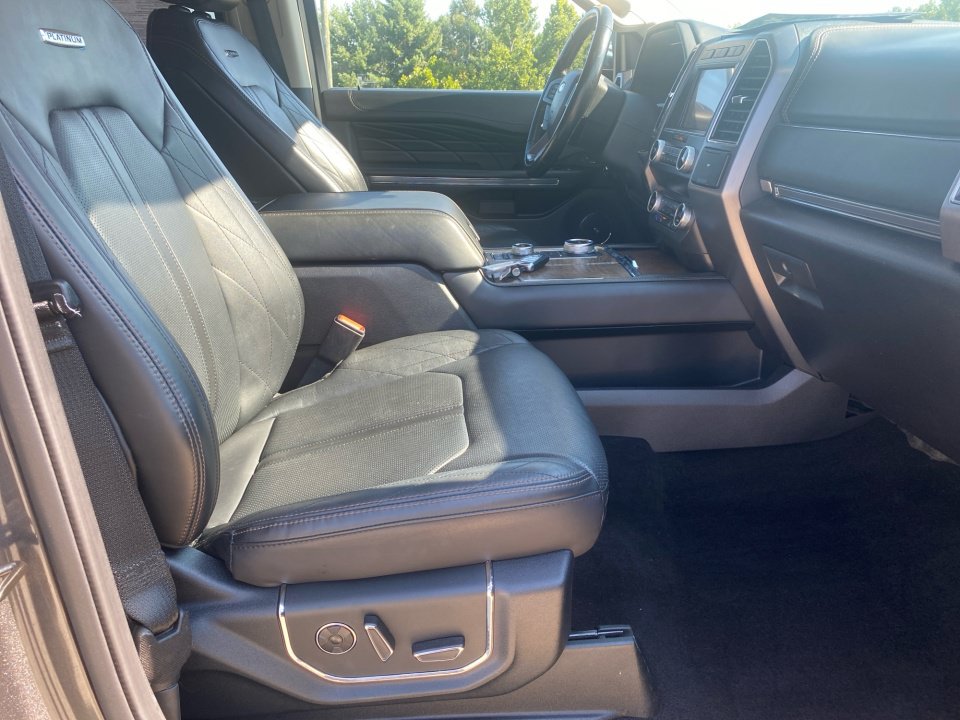 Used 2021 Ford Expedition Platinum AWD/4WD image 32