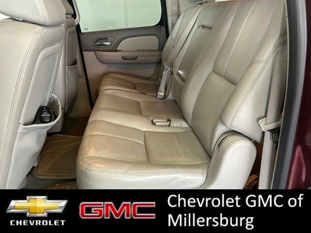 Used 2008 GMC Yukon XL SLT w/ SLT Preferred Equipment Group AWD/4WD image 22