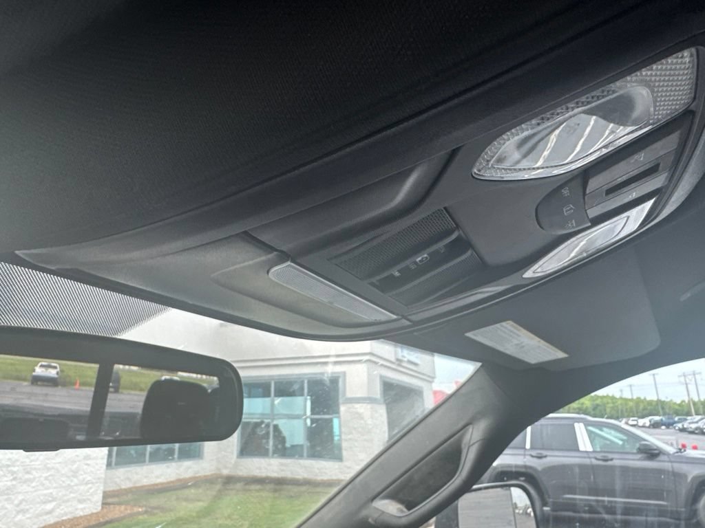 Used 2022 RAM 3500 Tradesman AWD/4WD image 17