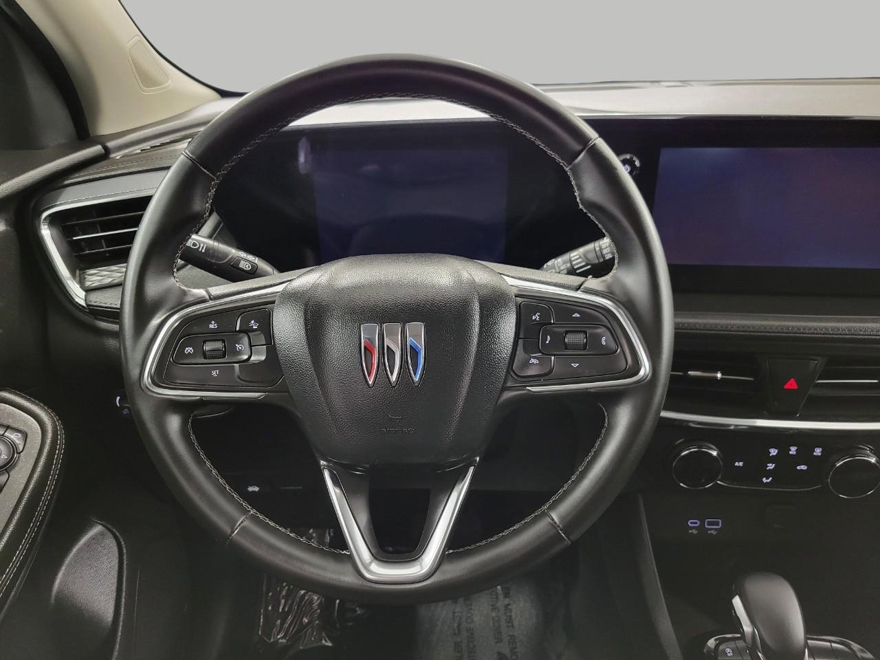 Used 2025 Buick Encore GX Preferred AWD/4WD image 5