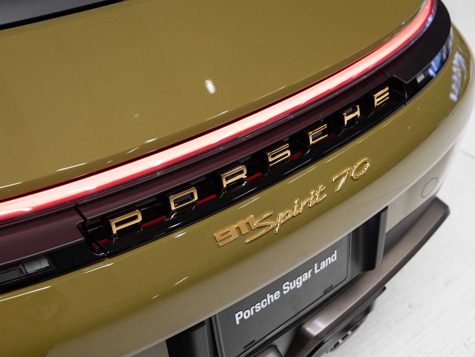 Certified 2026 Porsche 911 GTS RWD image 36