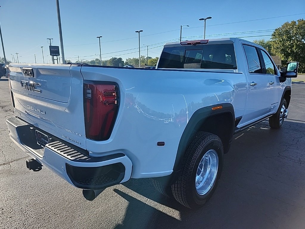 New 2026 GMC Sierra 3500 Denali Ultimate image 3