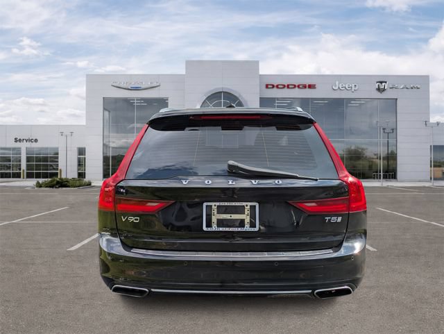Used 2019 Volvo V90 T5 Inscription w/ Protection Package Premier FWD image 4
