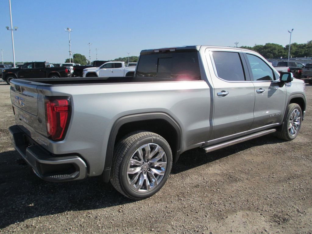 New 2026 GMC Sierra 1500 Denali w/ Denali Reserve Package AWD/4WD image 4