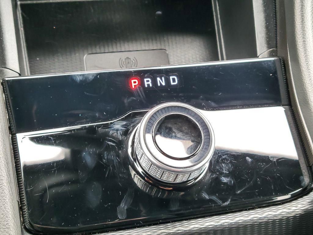 Used 2025 Jeep Grand Cherokee Altitude image 18