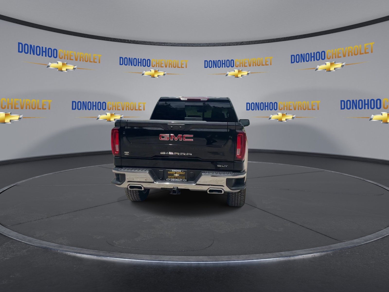 Used 2026 GMC Sierra 1500 SLT w/ SLT Premium Plus Package AWD/4WD image 7