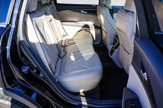 Used 2016 Lincoln MKX Reserve w/ Technology Package image 25