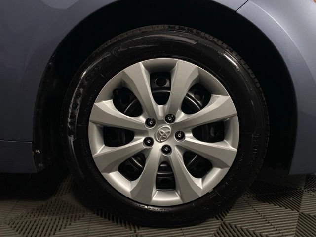 Used 2025 Toyota Corolla LE w/ Convenience Package FWD image 11