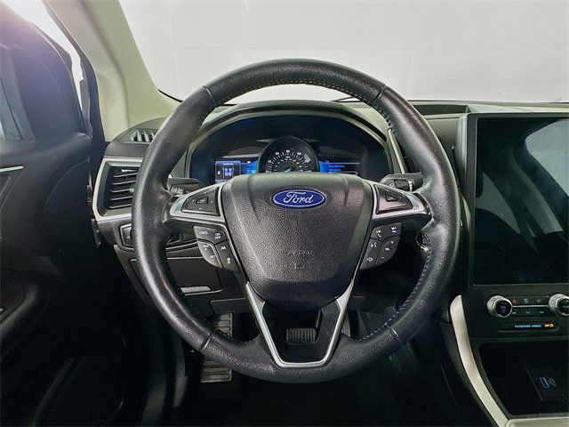 Used 2024 Ford Edge SEL image 20
