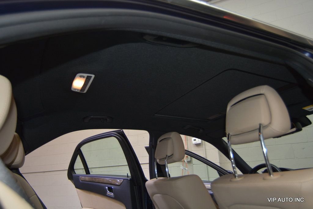Used 2010 Mercedes-Benz E 350 4MATIC Sedan image 19