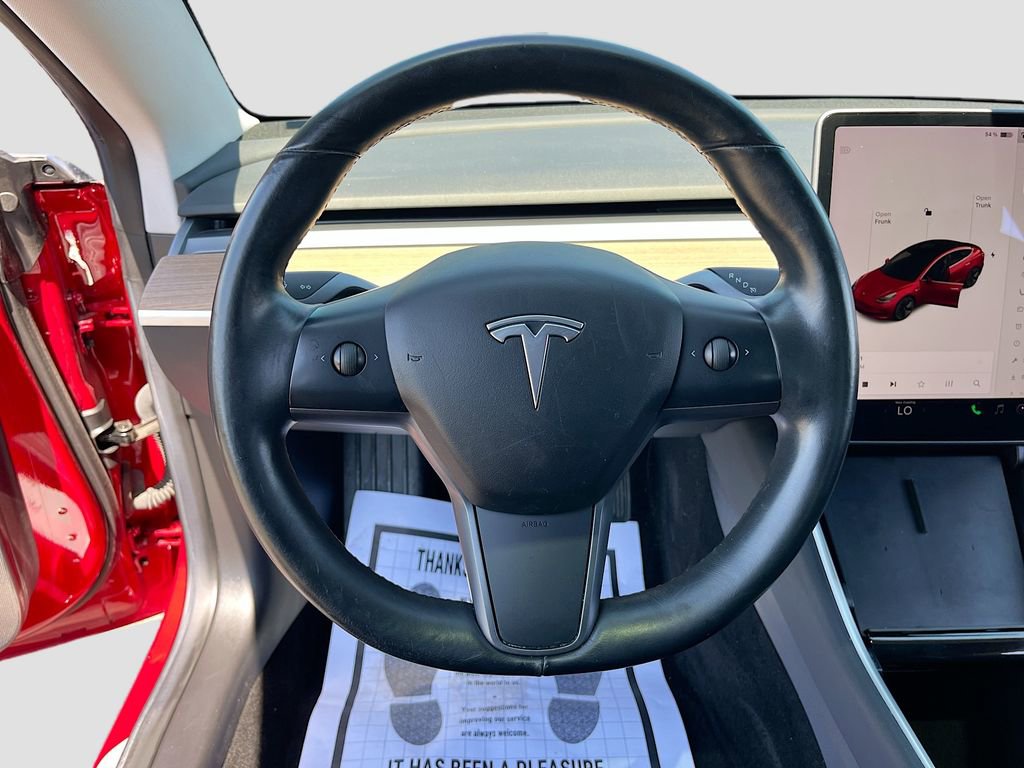 Used 2018 Tesla Model 3 Long Range RWD image 10
